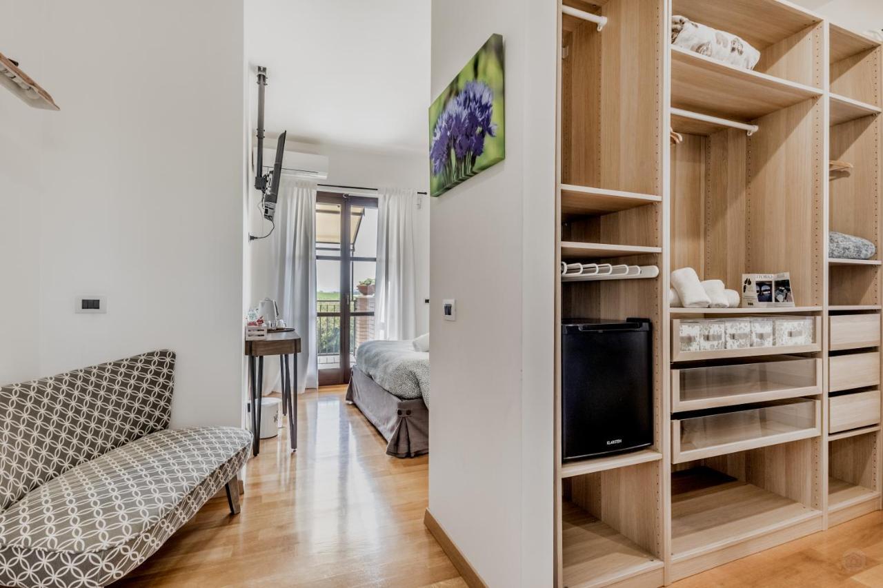 B&B A Casa Di Giulia Guidonia Exteriér fotografie